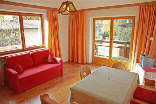 Strobl Aparthotel 3*
